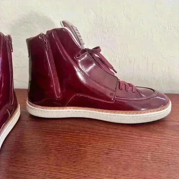 Maison Martin Margiela Men’s Red Leather High Top Shoes Size 44 - Picture 2 of 12
